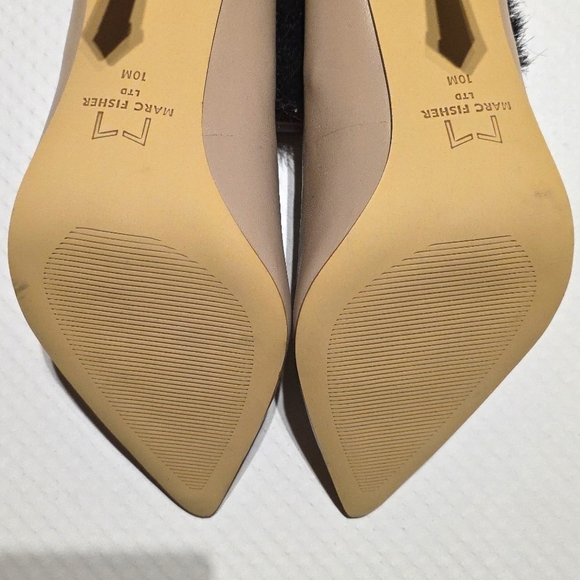Marc Fisher Nude Heels - Picture 4 of 5